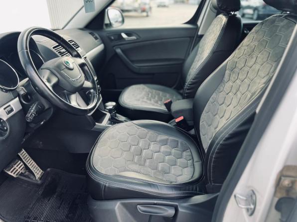 Skoda Yeti I с пробегом 2012 года, цена 1 030 000 рублей, 117000 км, внедорожник, Автокод Объявления