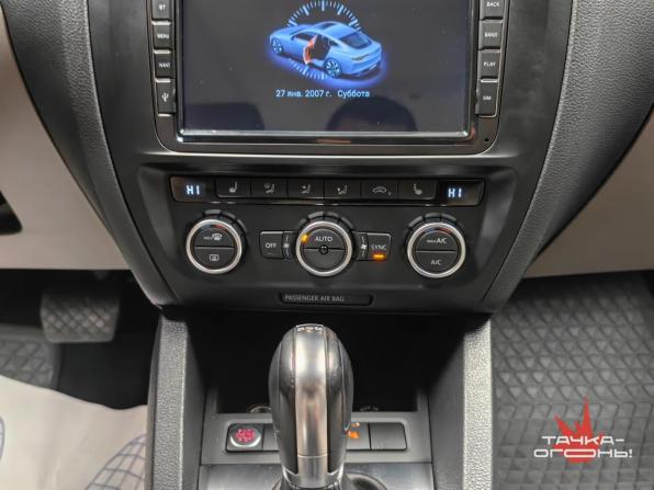 Volkswagen Jetta VI с пробегом 2013 года, цена 1 099 000 рублей, 118600 км, седан, Автокод Объявления