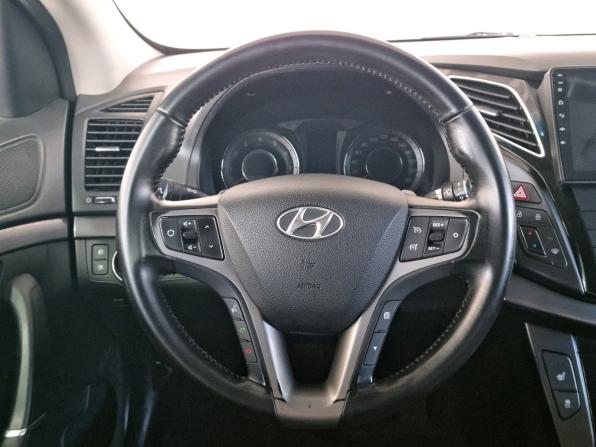 Hyundai i40 I Рестайлинг с пробегом 2015 года, цена 1 330 000 рублей, 118640 км, седан, Автокод Объявления