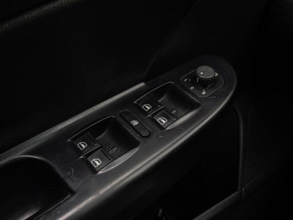 Volkswagen Passat B6 с пробегом 2009 года, цена 690 000 рублей, 266963 км, седан, Автокод Объявления