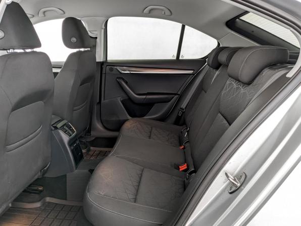 Skoda Octavia III (A7) Рестайлинг с пробегом 2019 года, цена 1 865 000 рублей, 92699 км, лифтбек, Автокод Объявления