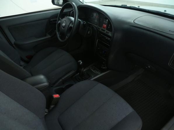 Hyundai Elantra III (XD2) Рестайлинг с пробегом 2004 года, цена 248 000 рублей, 284000 км, седан, Автокод Объявления
