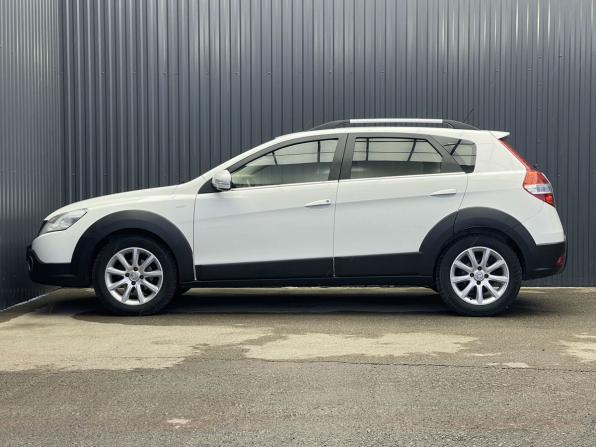 Dongfeng H30 Cross с пробегом 2016 года, цена 607 000 рублей, 102760 км, хэтчбек, Автокод Объявления
