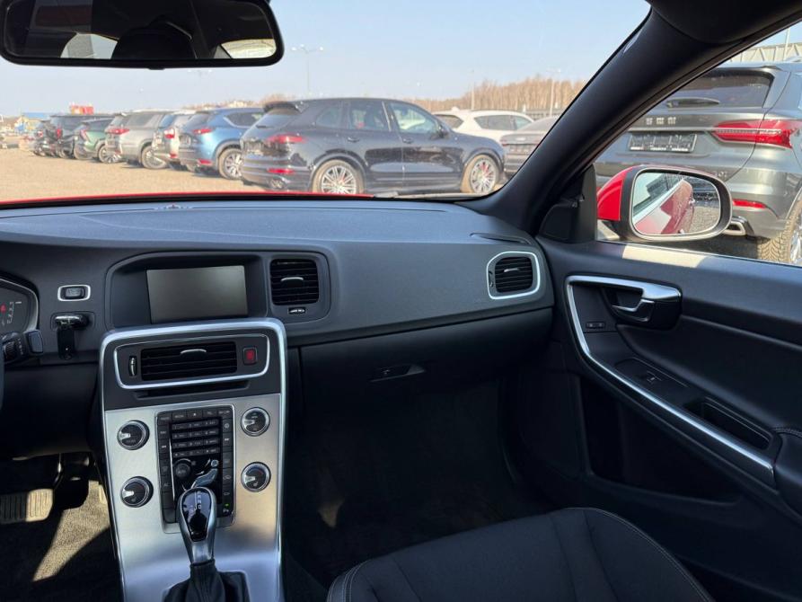 Volvo S60 II Рестайлинг Санкт-Петербург  - изображение 7