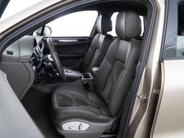 Porsche Macan I с пробегом 2015 года, цена 2 599 050 рублей, 131149 км, внедорожник, Автокод Объявления