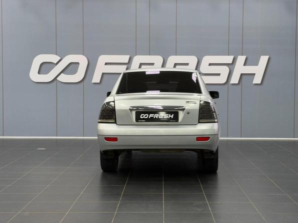 Lada (ВАЗ) Priora I с пробегом 2010 года, цена 290 000 рублей, 147532 км, седан, Автокод Объявления