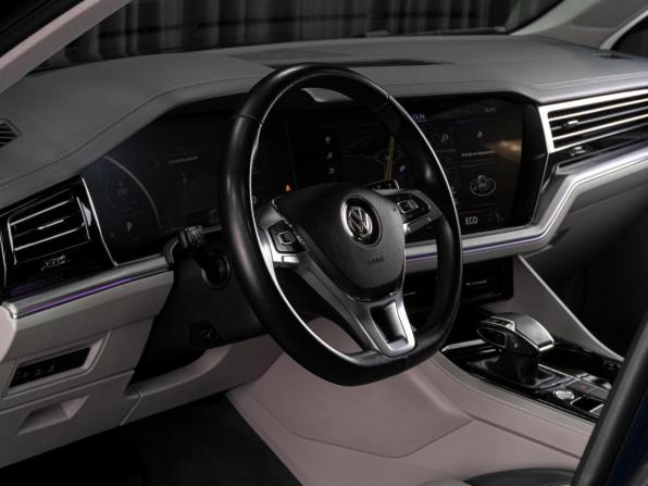 Volkswagen Touareg III с пробегом 2019 года, цена 5 999 000 рублей, 105216 км, внедорожник, Автокод Объявления