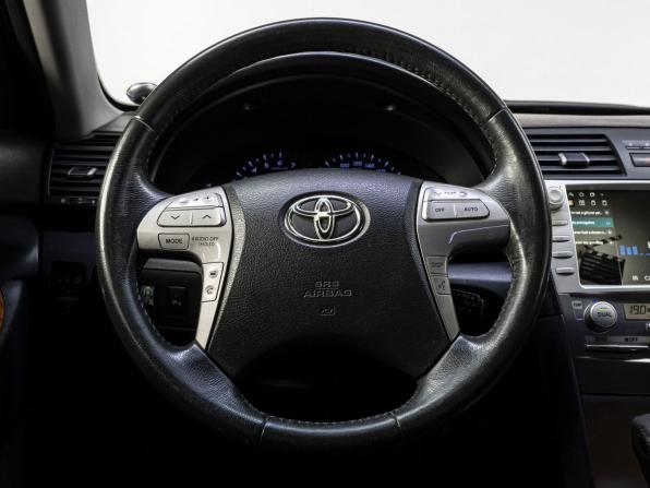 Toyota Camry VI (XV40) Рестайлинг с пробегом 2011 года, цена 1 299 000 рублей, 169479 км, седан, Автокод Объявления