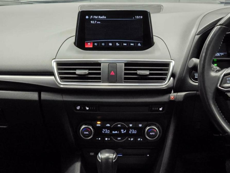Mazda Axela III Рестайлинг Красноярск  - изображение 17