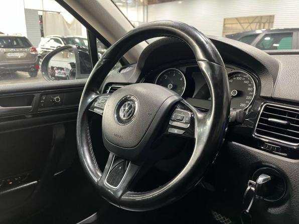 Volkswagen Touareg II с пробегом 2011 года, цена 1 830 000 рублей, 230544 км, внедорожник, Автокод Объявления