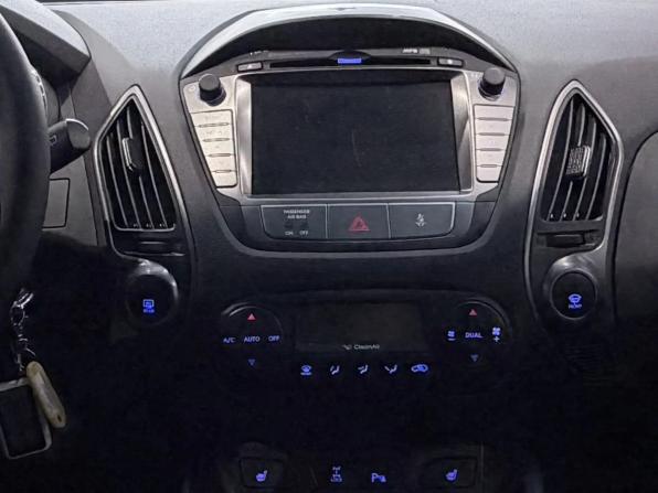 Hyundai ix35 I Рестайлинг с пробегом 2014 года, цена 1 047 000 рублей, 240878 км, внедорожник, Автокод Объявления