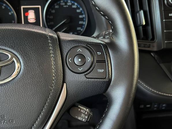Toyota RAV4 IV (XA40) Рестайлинг с пробегом 2016 года, цена 2 360 000 рублей, 131868 км, внедорожник, Автокод Объявления