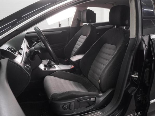 Volkswagen Passat CC I Рестайлинг с пробегом 2013 года, цена 1 272 000 рублей, 211440 км, седан, Автокод Объявления