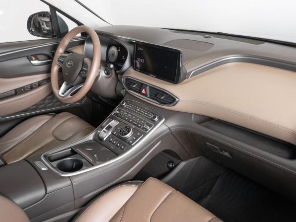 Hyundai Santa Fe IV Рестайлинг с пробегом 2021 года, цена 3 329 658 рублей, 119050 км, внедорожник, Автокод Объявления