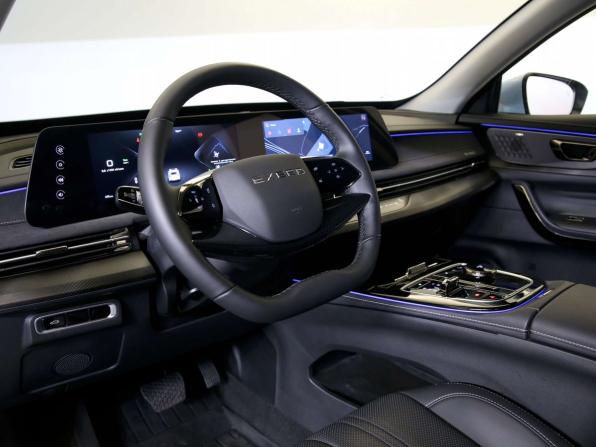 Exeed LX I Рестайлинг 2 с пробегом 2023 года, цена 2 325 000 рублей, 11444 км, внедорожник, Автокод Объявления