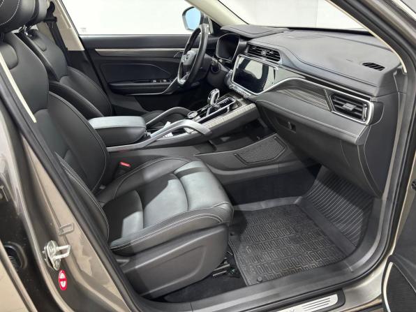 Geely Atlas Pro с пробегом 2024 года, цена 2 275 000 рублей, 13693 км, внедорожник, Автокод Объявления