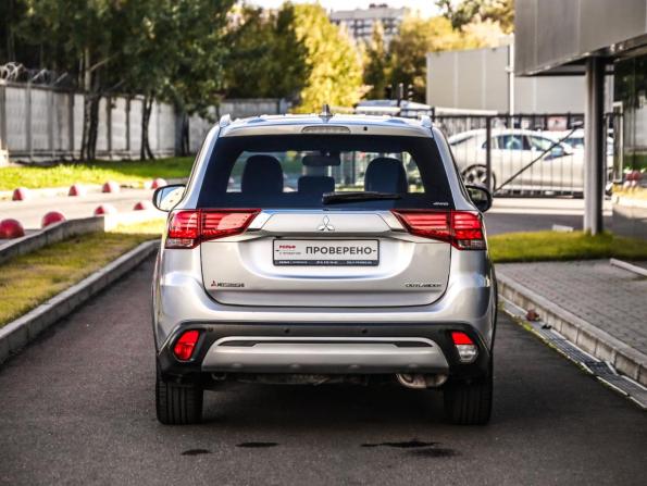 Mitsubishi Outlander III Рестайлинг 2 с пробегом 2018 года, цена 1 899 000 рублей, 112500 км, внедорожник, Автокод Объявления