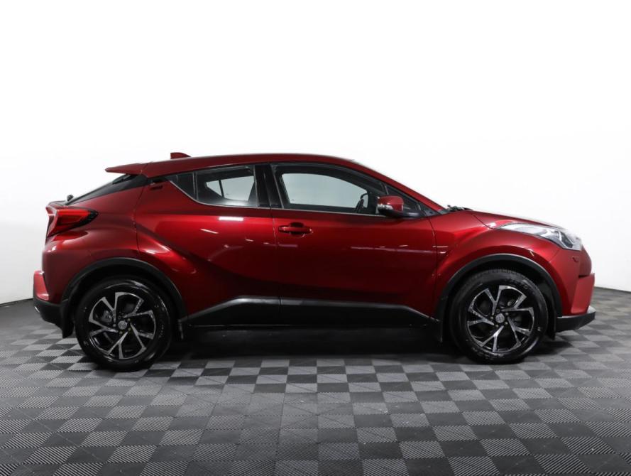 Toyota C-HR I Москва  - изображение 4