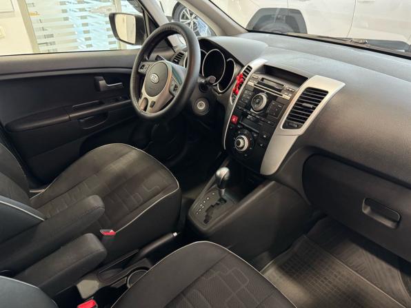 Kia Venga I с пробегом 2012 года, цена 770 000 рублей, 126000 км, компактвэн, Автокод Объявления