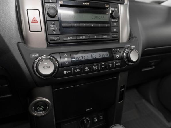 Toyota Land Cruiser Prado 150 Series с пробегом 2011 года, цена 3 650 000 рублей, 127317 км, внедорожник, Автокод Объявления