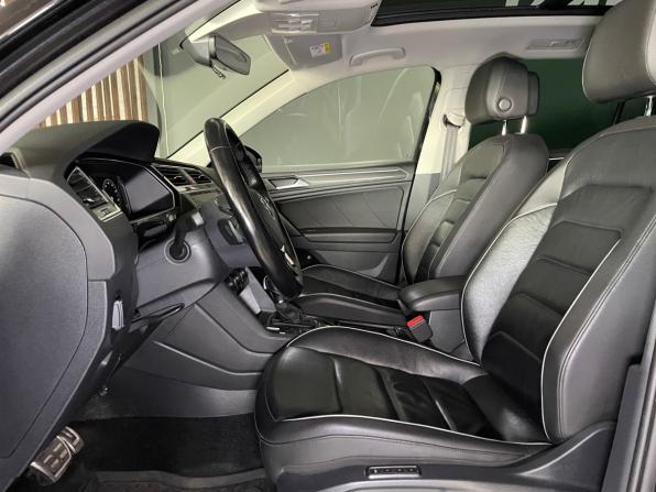 Volkswagen Tiguan II с пробегом 2019 года, цена 3 790 000 рублей, 134067 км, внедорожник, Автокод Объявления