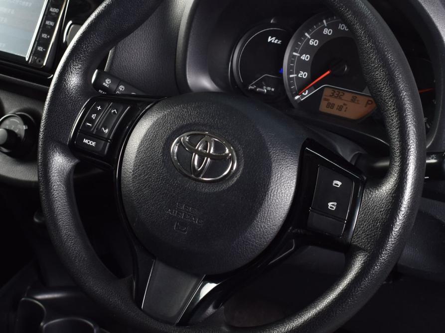 Toyota Vitz III (XP130) Рестайлинг 2 Кемерово  - изображение 12