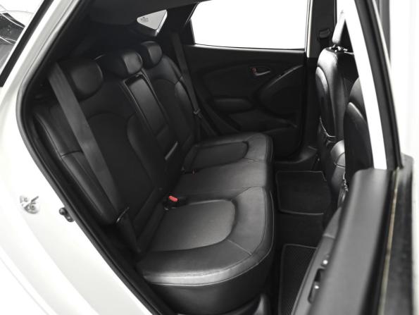 Hyundai ix35 I Рестайлинг с пробегом 2014 года, цена 1 424 000 рублей, 199294 км, внедорожник, Автокод Объявления