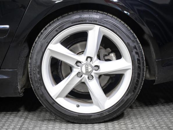 Audi A8 II (D3) Рестайлинг 2 с пробегом 2008 года, цена 979 000 рублей, 177000 км, седан, Автокод Объявления