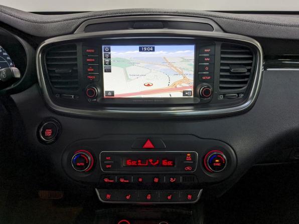 Kia Sorento III Prime Рестайлинг с пробегом 2019 года, цена 2 640 000 рублей, 129701 км, внедорожник, Автокод Объявления