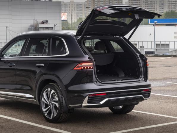Geely Monjaro I с пробегом 2023 года, цена 3 249 000 рублей, 50000 км, внедорожник, Автокод Объявления