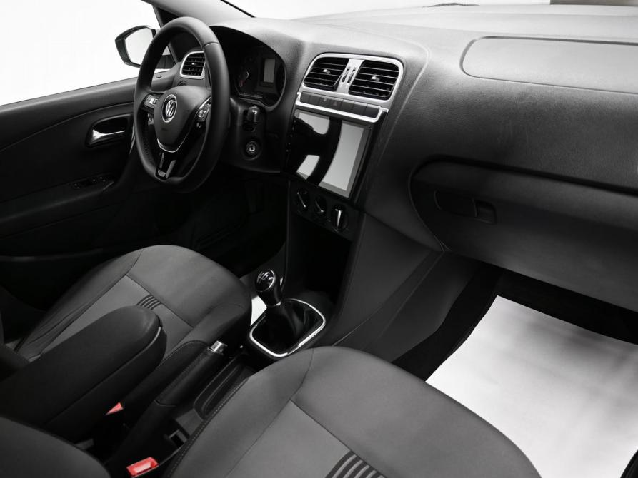Volkswagen Polo V Рестайлинг Тверь  - изображение 13