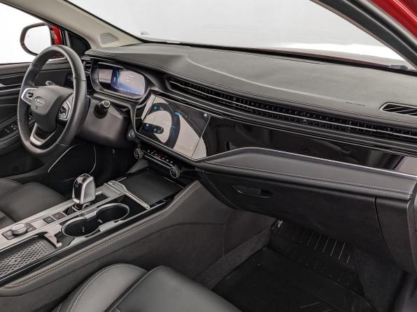 Omoda S5 с пробегом 2023 года, цена 1 550 000 рублей, 32374 км, седан, Автокод Объявления