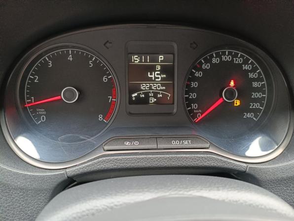 Volkswagen Polo V Рестайлинг с пробегом 2018 года, цена 889 000 рублей, 122720 км, седан, Автокод Объявления