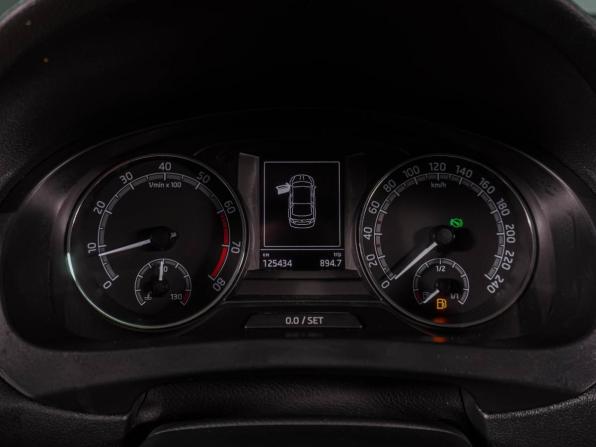 Skoda Rapid I Рестайлинг с пробегом 2017 года, цена 1 379 000 рублей, 125434 км, лифтбек, Автокод Объявления