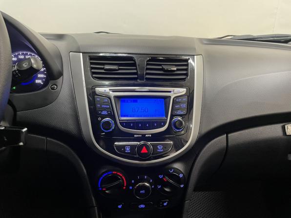 Hyundai Solaris I с пробегом 2011 года, цена 694 000 рублей, 145466 км, седан, Автокод Объявления
