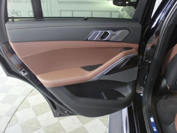 BMW X6 III (G06) Рестайлинг с пробегом 2024 года, цена 13 499 000 рублей, 30000 км, внедорожник, Автокод Объявления