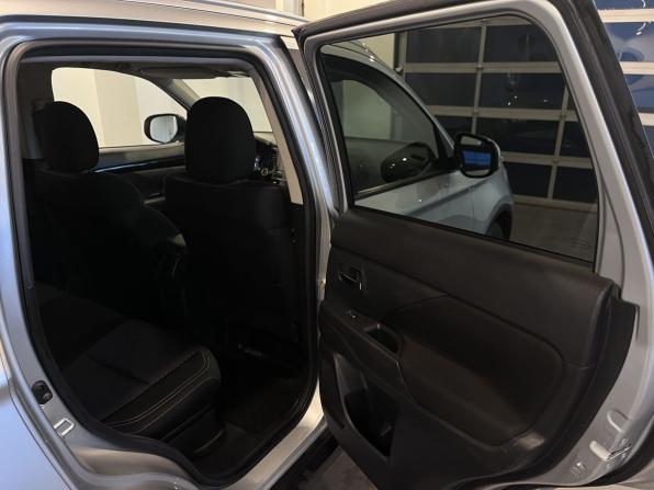Mitsubishi Outlander III Рестайлинг 3 с пробегом 2019 года, цена 2 542 000 рублей, 90466 км, внедорожник, Автокод Объявления