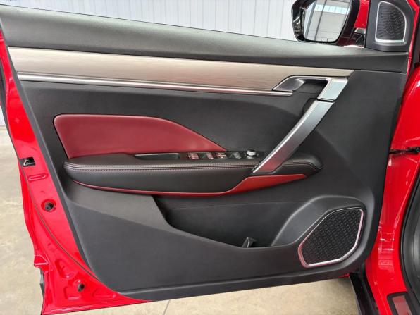 Geely Coolray I с пробегом 2020 года, цена 1 527 000 рублей, 118000 км, внедорожник, Автокод Объявления