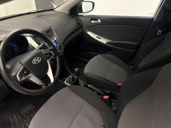 Hyundai Solaris I с пробегом 2011 года, цена 630 000 рублей, 228643 км, седан, Автокод Объявления