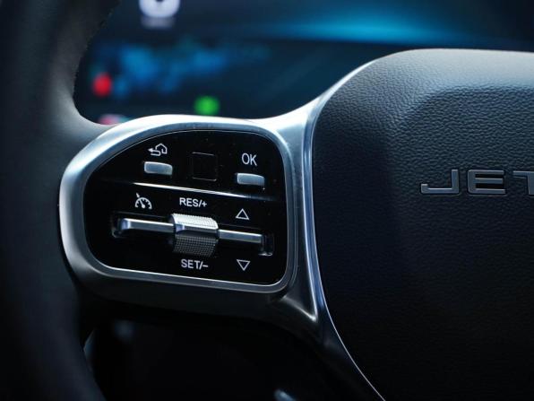 JETOUR X50 с пробегом 2024 года, цена 1 743 055 рублей, 68 км, внедорожник, Автокод Объявления