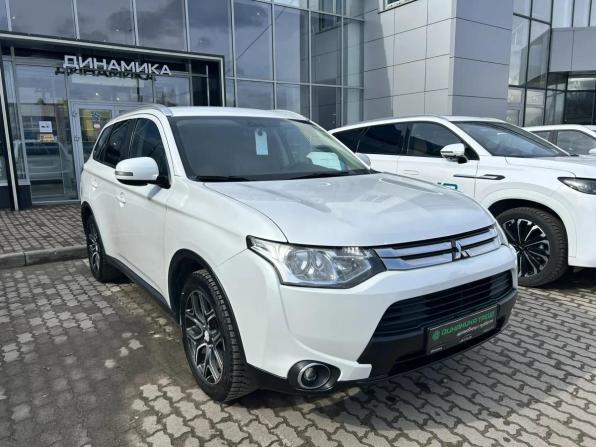 Mitsubishi Outlander III Рестайлинг с пробегом 2014 года, цена 1 265 000 рублей, 239934 км, внедорожник, Автокод Объявления