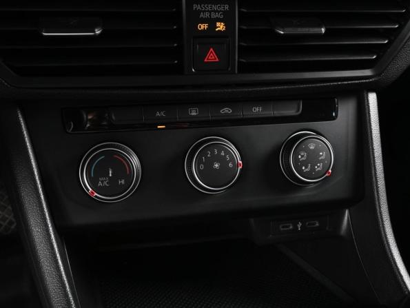 Volkswagen Jetta VII с пробегом 2020 года, цена 1 749 000 рублей, 125020 км, седан, Автокод Объявления