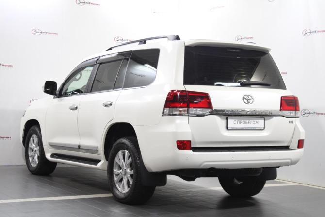 Toyota Land Cruiser 200 Series Рестайлинг 2 с пробегом 2020 года, цена 9 900 000 рублей, 55836 км, внедорожник, Автокод Объявления