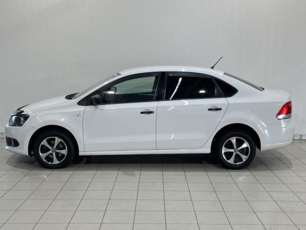 Volkswagen Polo V с пробегом 2014 года, цена 735 000 рублей, 176074 км, седан, Автокод Объявления