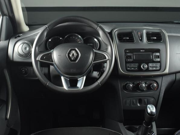 Renault Sandero II Рестайлинг с пробегом 2021 года, цена 1 414 995 рублей, 30267 км, хэтчбек, Автокод Объявления