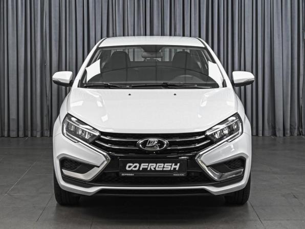 Lada (ВАЗ) Vesta I Рестайлинг (NG) с пробегом 2026 года, цена 1 575 000 рублей, 4395 км, седан, Автокод Объявления
