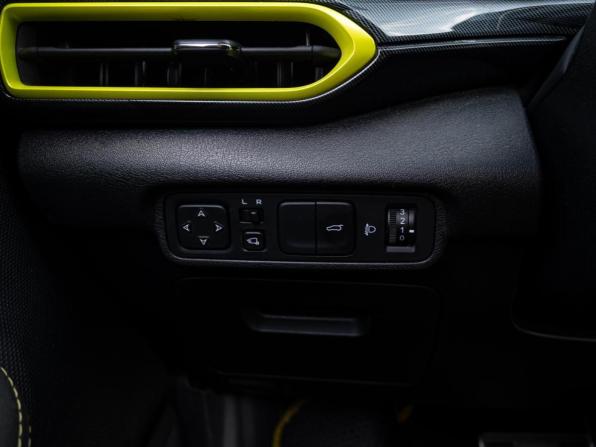 Changan UNI-T I с пробегом 2022 года, цена 2 380 000 рублей, 55340 км, внедорожник, Автокод Объявления