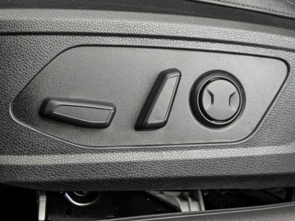 Kia K5 III с пробегом 2021 года, цена 2 655 000 рублей, 47871 км, седан, Автокод Объявления