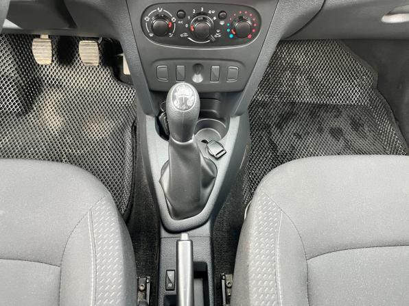 Dacia Logan II Рестайлинг с пробегом 2018 года, цена 1 100 000 рублей, 102525 км, универсал, Автокод Объявления