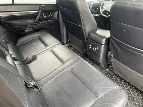 Mitsubishi Pajero IV с пробегом 2010 года, цена 1 650 000 рублей, 236532 км, внедорожник, Автокод Объявления